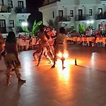 Grove מלון
